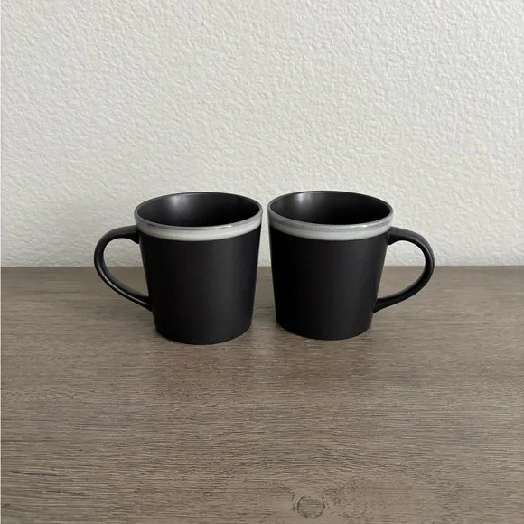 Starbucks • 2009 Matte Black Ceramic Mugs with White Glazed Rim - Set of 2 - Picture 5 of 11
